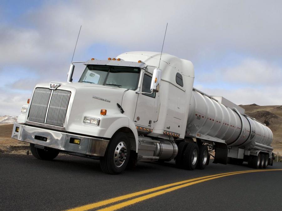  Western Star 4900 SB FE 2008 года  (фото 2 из 2)